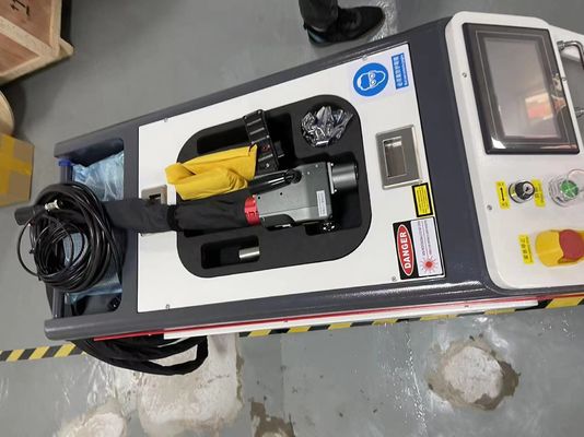 Multifunction Pulse Laser Cleaning Machine 300w 1000w Fiber Laser Metal Cleaner Machine